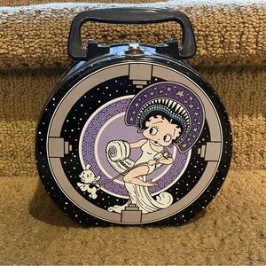 Vintage VANDOR Betty Boop 1998 Art Deco Collectible Tin Lunch Box